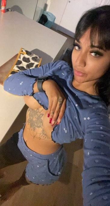 NO PAYMENT REQUIRED- SEXY SINGLE MOM FOR MEET AND FUCK AS LONG AS YOU KNOW HOW TO USE YOUR DICK 🍑🍑💦💦🍆 - Image 2